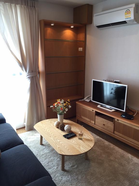 S Bloc Saladaeng Bed & Breakfast Bangkok Ngoại thất bức ảnh