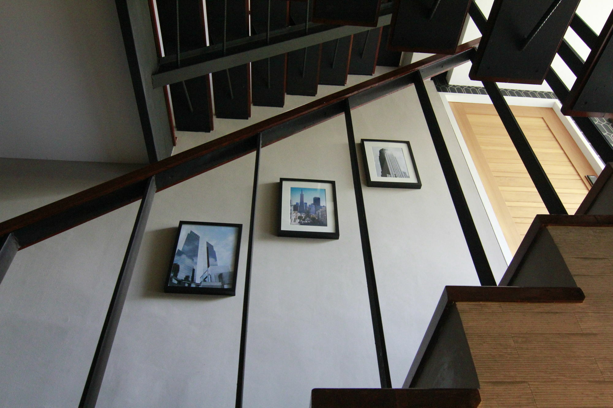 S Bloc Saladaeng Bed & Breakfast Bangkok Ngoại thất bức ảnh