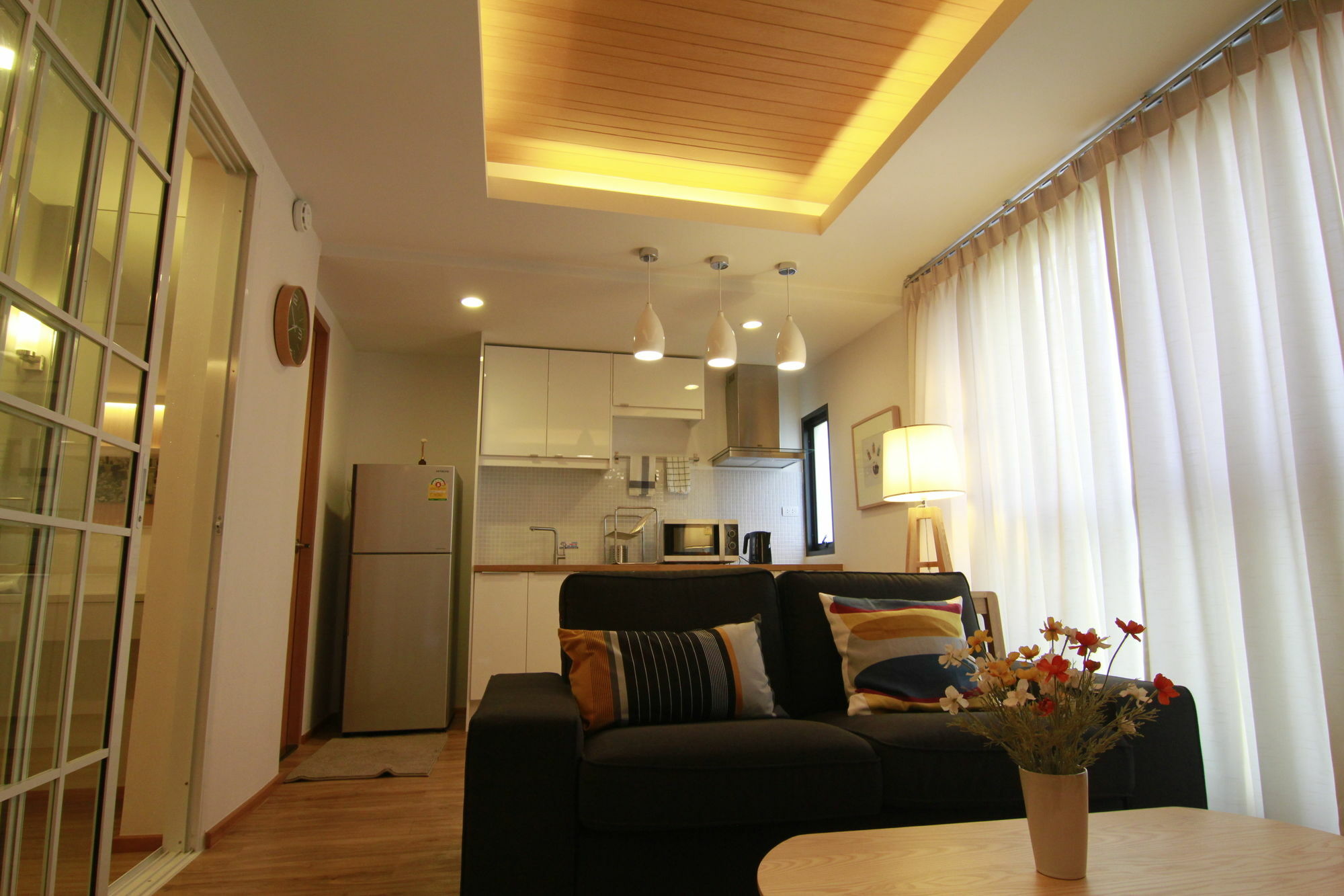 S Bloc Saladaeng Bed & Breakfast Bangkok Ngoại thất bức ảnh